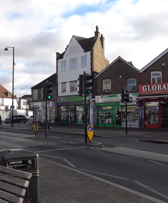 Hayes Minicab - Heathrow Drop Off
